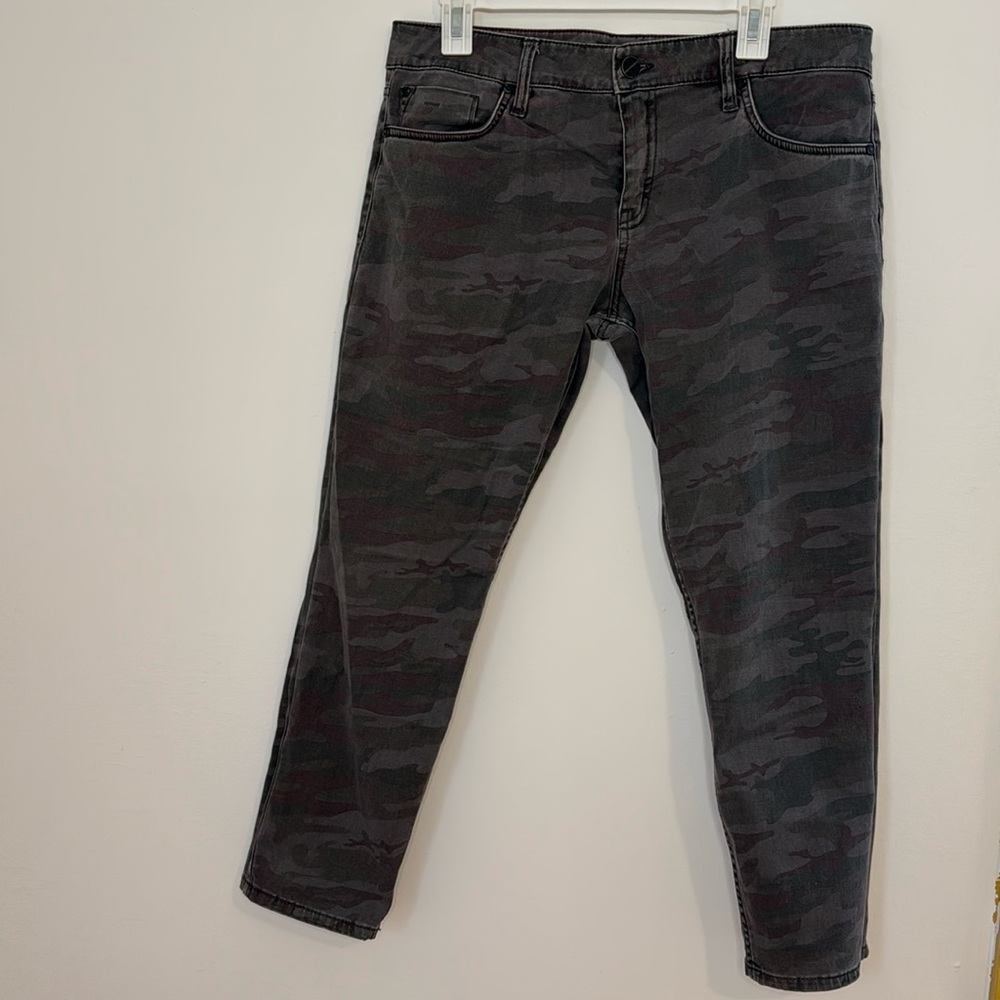 Army Fatigue Pants. Size 31. Straight leg. Grey, Brown & Dark Green.
